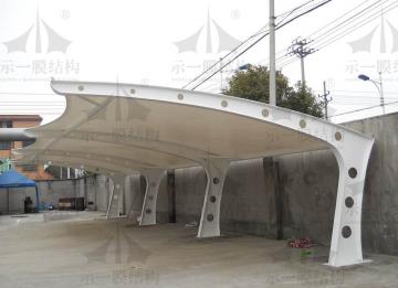 設(shè)計在膜結(jié)構(gòu)車棚中的用心體現(xiàn)