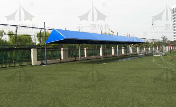 示一球場(chǎng)膜結(jié)構(gòu)遮陽棚201111